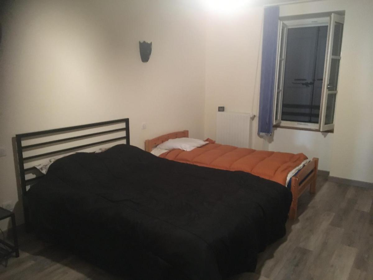 Chambre Familiale Chez L Habitant Loriol-sur-Drome Buitenkant foto